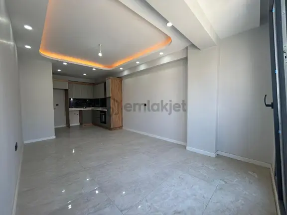 Yükselden Kadıköy'de Modern Tasarım Sıfır 1+1 Daire 2