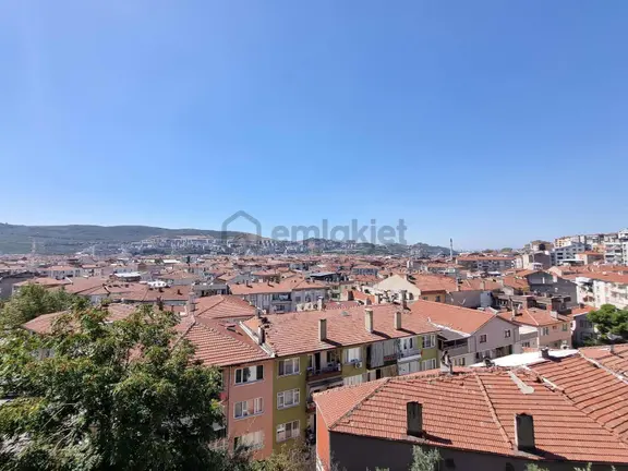 Tokdemir Gayrimenkulden Yalıtımlı, Masrafsız 3+1 Daire 1