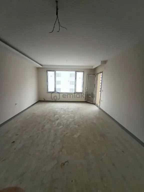 Yüreğirin En Guzel Konumunda Site İçerisinde Kapali Mutfak 3+1 1