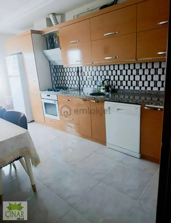 Çınar Emlak'tan Gop Sağlık Ocağı Civarı 1+1 Eşyalı Kiralık Daire 1