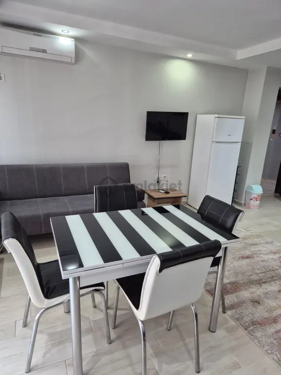 Ender Uysal Gayrimenkulden Üniversiteye Yakın 1+1 Klimalı Lüx Arakat Apart... 2