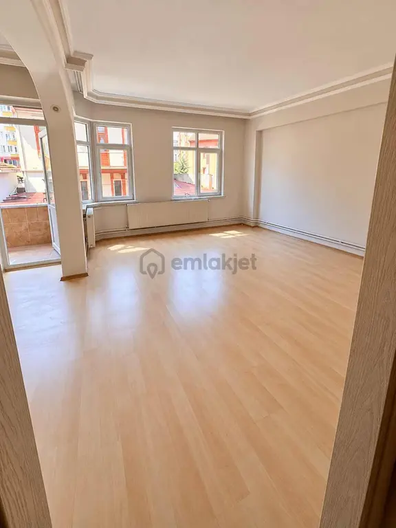 İnci Yıldırım'dan Ulugazinin Merkezinde | Kiralık 2+1 2