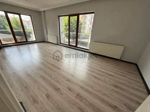 100.yıl Mh Site İçinde Yüksek Krediye Uygun Satılık 2+1 Daire 2