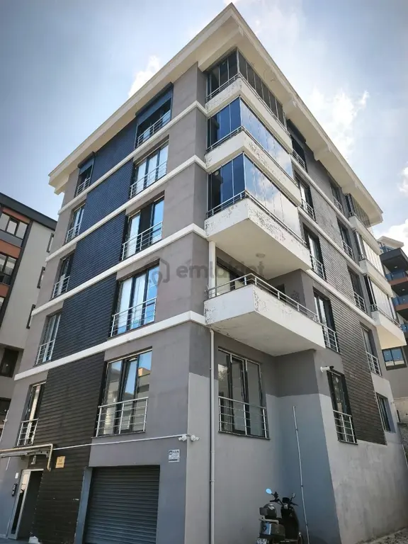 Truva//mevlana Mh/deniz Manzaralı Salon Mutfak Ayrı Kiralık 2+1 1