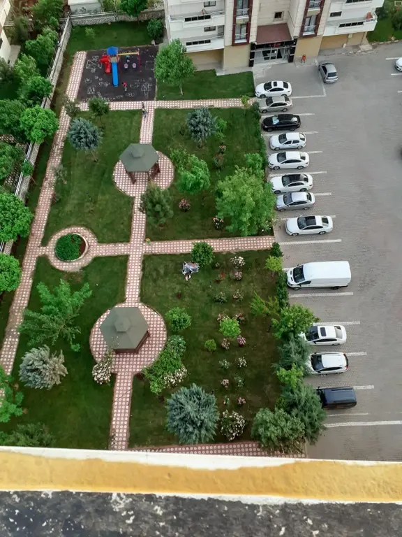 75 E Yürüme Mesafesinde 2 Daire Üzeri 3 Cephesi Açık Bakımlı Temiz Daire 2