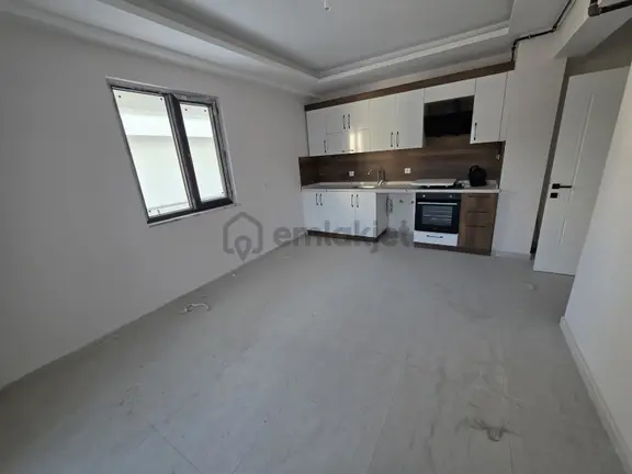 Eymen Yapı-fen Lisesi Civarı Bakımlı 2+0 Kiralık Daire 1