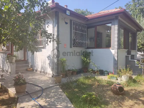 Yakamoz Emlak'tan Büyük Kumla'da Bahçe Ev 2