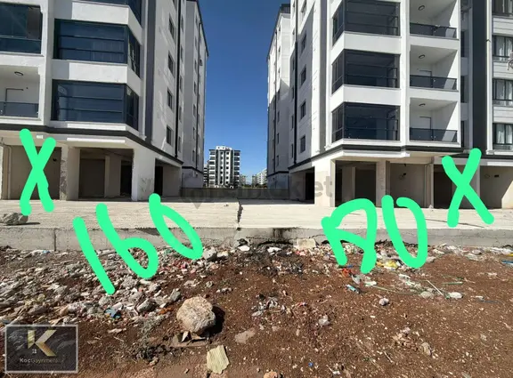 Siverek Caddesi Üzeri Satılık Köşe Bodrumlu Dükkan 2
