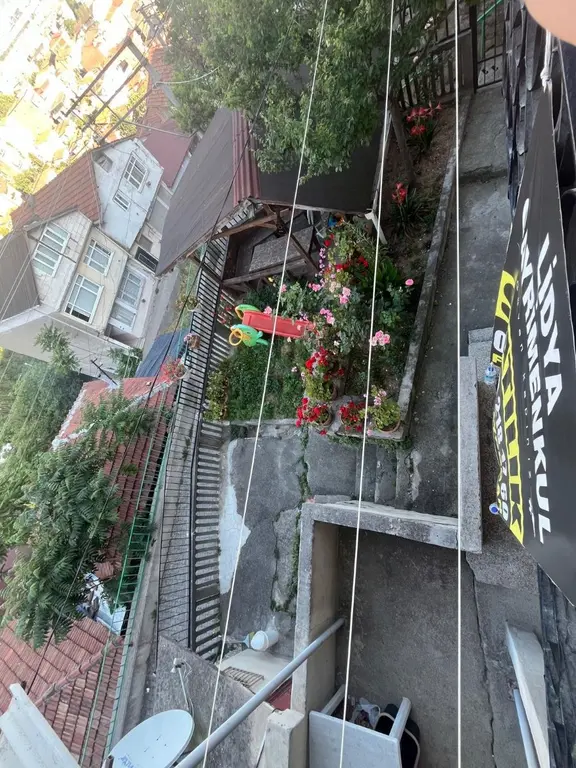 Lidya'dan Kaçırılmaz Fırsat!! İzmit'te 2 Ayrı Daire Müstakil Ev 2