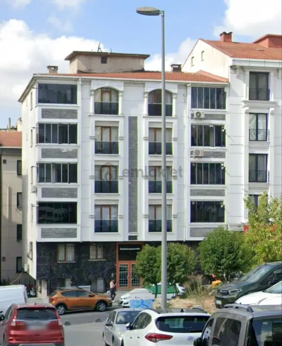Menderes Metro Dibinde Kiralık 3+1 Daire 2