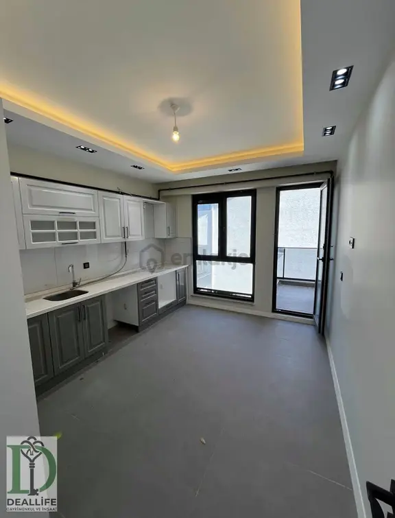 Deallife Dan Başiskele De Satılık 3+1 Arakat 2