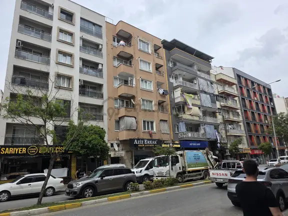 Aydın Doğu Gazi Bulvarına Cepheli Asansörlü Doğalgazlı 3+1 Daire 1