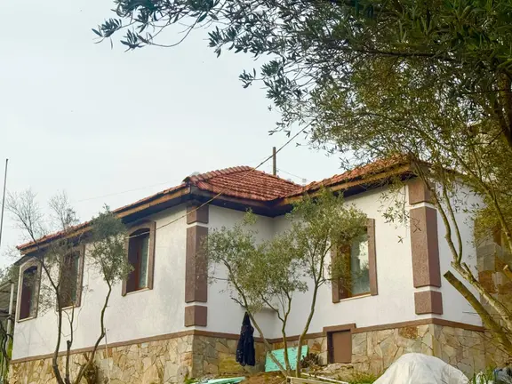 Muğla Yatağan Bağyakada 695 M² Arsa İçinde Havuzlu Taş Ev.. 2