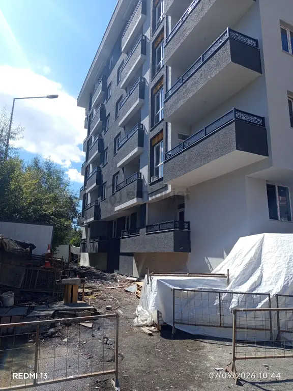 Dadaşkentte Sıfır 1+1 Lüks Daire 2
