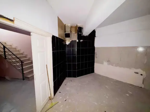 Çukurambar'da Satılık 320 M2 Bacalı 2 Katlı Dükkan | Ufuk Kaya 2