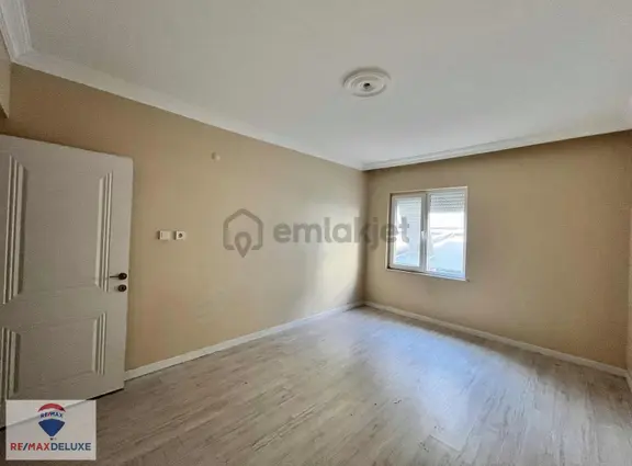 Başiskele Sahil Manzaralı Kiralık 3+1 Arakat Daire 2