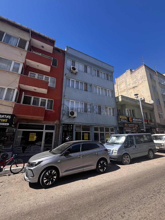 Bursa Caddesinde 120 M² Kiralık Dükkan | Merkezi Konum 2