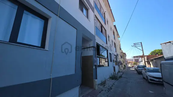 Söke Emlak Ofisisınden Cumhuriyet Mahallesinde Satılık Daıre 2