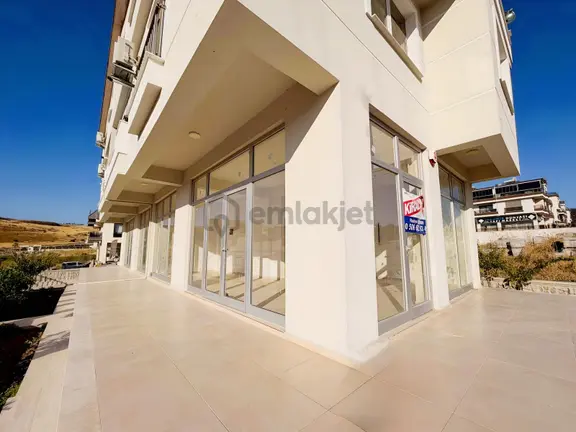 Ulaşım Güzergâhında Reklam Değeri Yüksek Kiralık İş Yeri 2