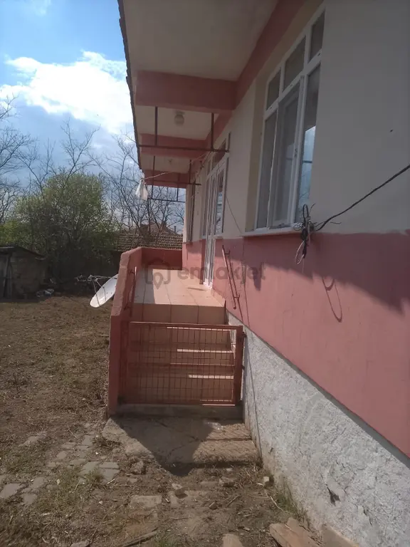 Sevgi Emlaktan Satılık Köy Evi 2