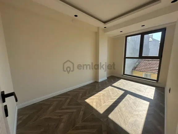 Estorıa'dan Adliye Yakını Anahtar Teslim Ara Kat 2+0 Daire 1