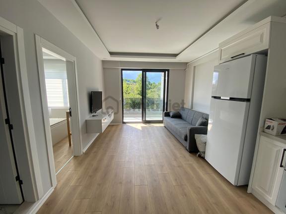 Revizyon'dan Şehir Merkezinde **1+1 Eşyalı Kiralık Daire** 2