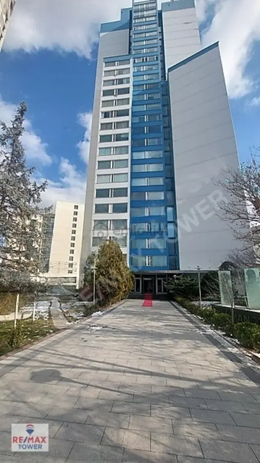 Akman Plazada Merkezi Konum Harika Şehir Manzaralı Ofis Fırsatı 1