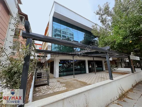 Öveçler'de Eğitime Ve Ticari Kullanıma Uygun Kiralık Komple Bina 1