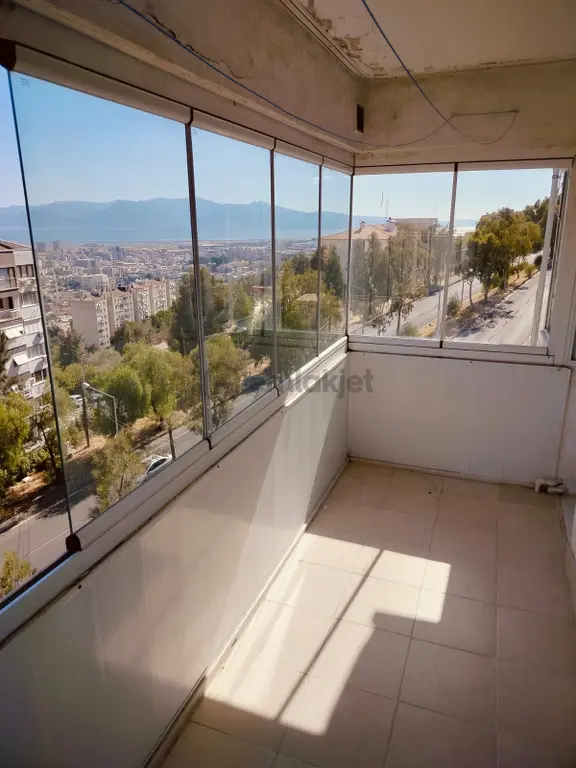Egekent'te Deniz Manzaralı Ara Kat Kiralık 2