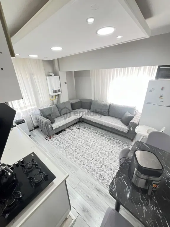 Mç Emlak'tan Tandogan Mah Satılık 4+1 Yapılı Daire 2