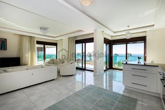 Alanya Kestelde Denize Sıfır Deniz Manzaralı 3+1 Eşyalı Daire 2