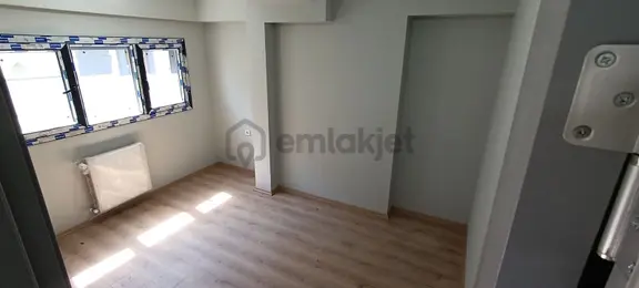 İzmir Bayraklı Manavkuyu Mah.lüx Kiralık 1+1 Daireler 2