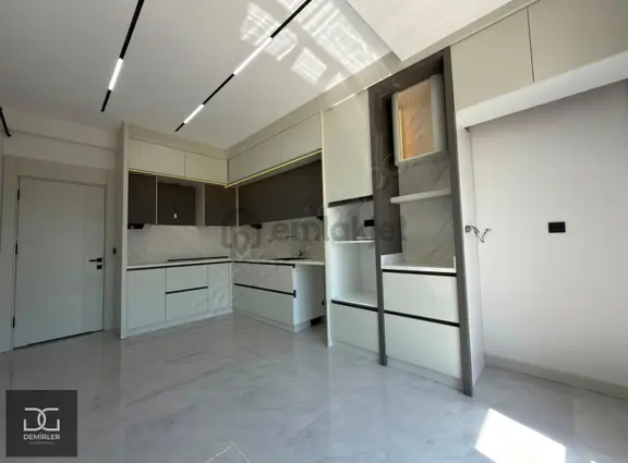 Demirler'den Yenişafak'da Giy. Odalı 3+1 Satılık Daire 1
