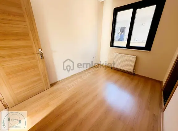 Lidya Gayrimenkul İnönü Mah. Otoparklı Balkonlu Manzaralı 2+1 2