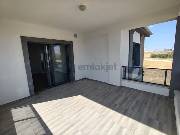 Sazlıca Aşağı Kaş Bölgesi 636 M2 Arsa İçinde 4+1 Sıfır Dubleks 2