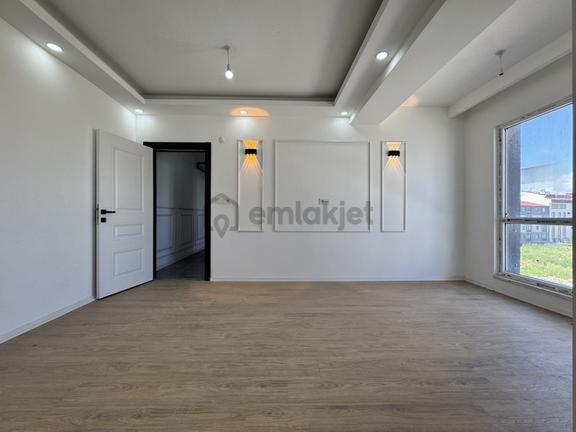 Güven'den Kapaklı'da Servislere,caddeye Yakın Ara Kat 2+1 Daire 1