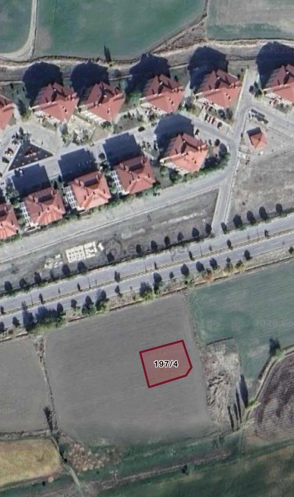 Tuncaygül'den Satılık İmarlı Yatırımlık Arsa | Havalimanı Yanı 2