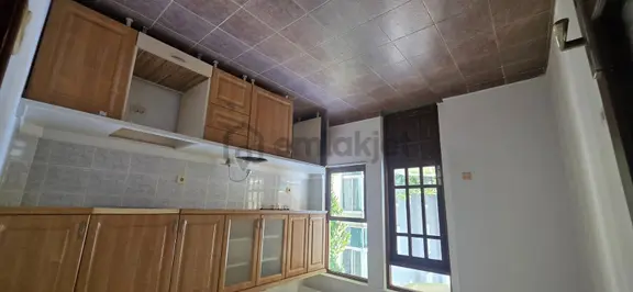 Kadıpaşa Mh.aymar Market Mevki.kiralık Dükkan Üstü 2+1 110 M2 2