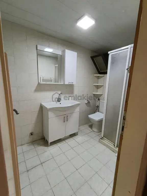 Giyoservet'ten Tepekule Mahallesi 2+1 Doğalgazlı Kiralık 2