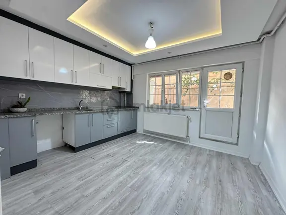 Yunusemre Mahallesi 145 M2 3+1 Kiralık Daire 1