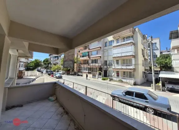 Bergama Bahçelievlerde Merkezi Konumda 3+1 Kiralık Daire 2