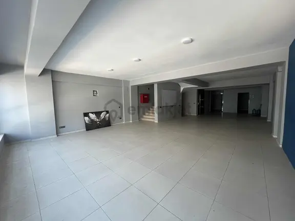 Pasifikten Volkan Koçyiğit Bulvarı Komple Kiralık 5 Katlı Bina 2