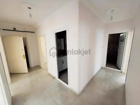 Yonca'dan Toroslarda Havuzlu Kavşak Civ. Doğazgazlı 3+1 Kiralık 2