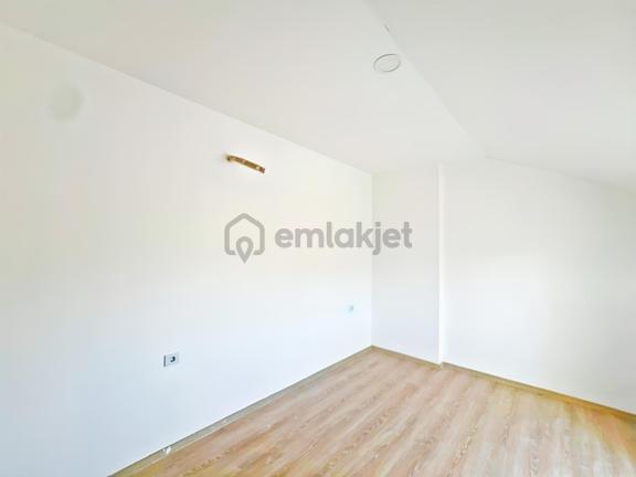 Alanya Demirtaşta Satılık 2+1 Ayrı Mutfak Sıfır Dubleks Daire 2