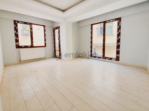 Bahçelievler Soğanlıda Sıfır Binada Asansörlü, Balkonlu, Yatırı 1