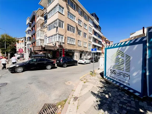 Aktaştan İcadiyede 1+1 Asansörlü Yeni Binada Bahçekatı Daire 2