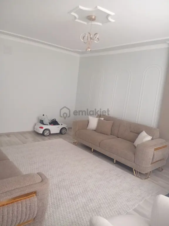 Rihan Park Yanı Ferah Temiz Ve Bakımlı 3+1daire 2