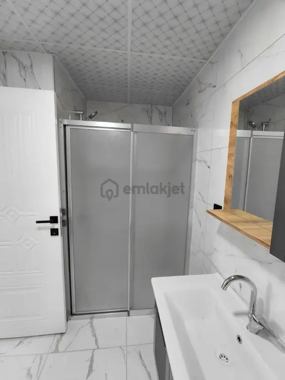 Efsusturan Mahallesinde Satılık Lüks 2+1 Daire 2