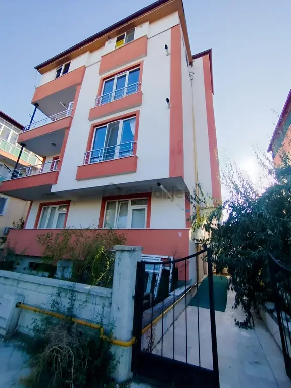 Bağlar Mahallesinde Kiralık 3+1 Daire 2