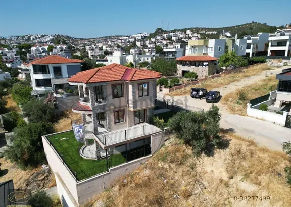 Balıkesir Burhaniye Pelitköy Denize 50 Adım Satılık Villa 2